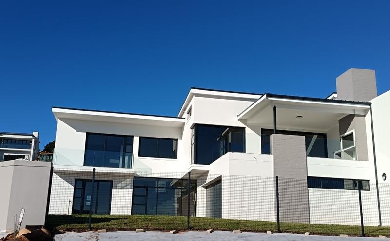 4 Bedroom Property for Sale in Hartenbos Heuwels Western Cape